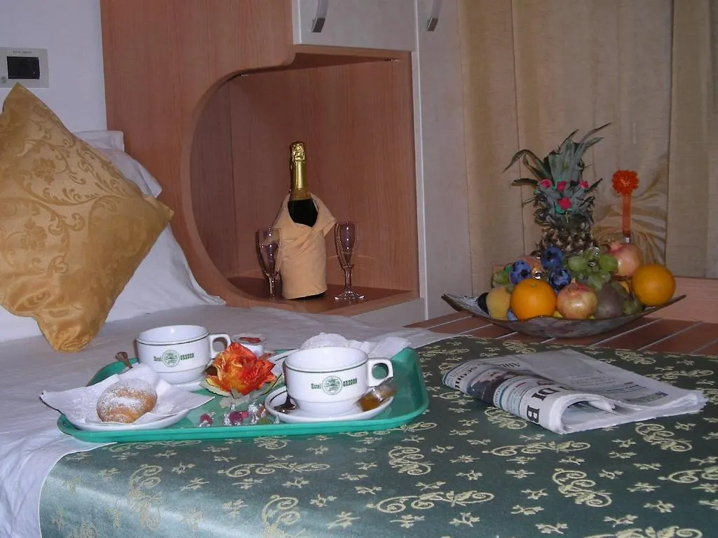 Hotel Oregon Римини